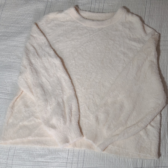 Aerie Cozy Cream Sweater Size Large - Picture 3 of 3